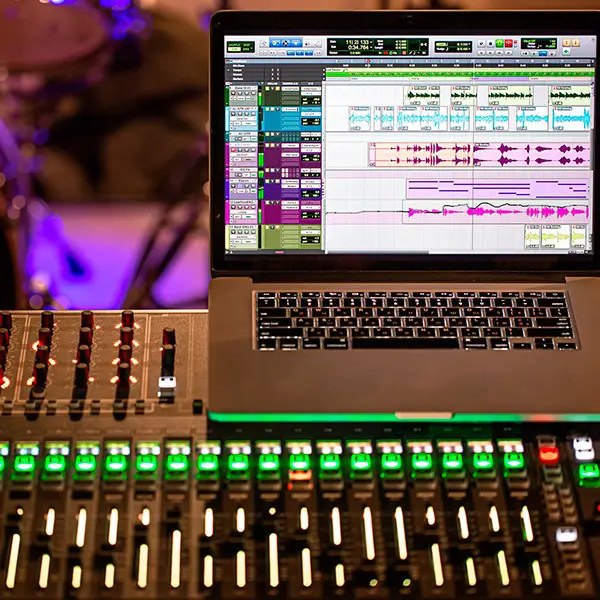Edición de Audios y Videos